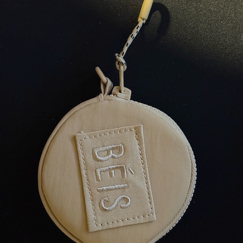 3 BEIS accessories: Black Leather Wallet/Beige Round Mini Bag/Black Small Bag - Picture 3 of 10